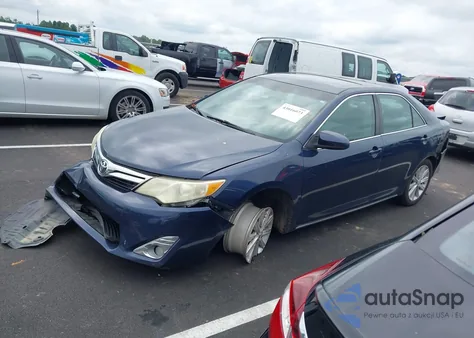 2014 Toyota Camry Xle V6 z USA, uszkodzony, nr VIN 4T1BK1FK4EU548094